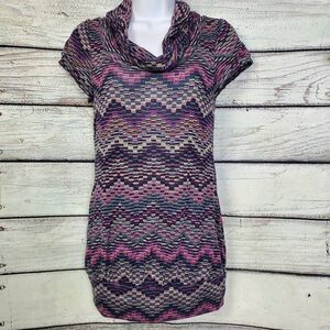 Maurices Small Chevron Cowl Neck Short Sleeve Tunic Top Stretch Pink Purple
